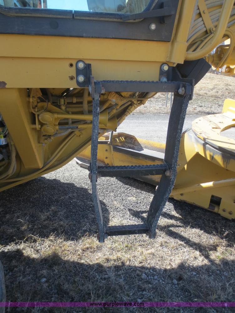 image for item F6836 1999 Caterpillar 120H articulated motor grader