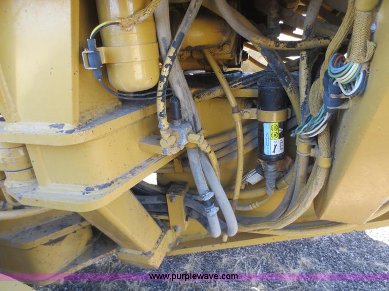image for item F6836 1999 Caterpillar 120H articulated motor grader