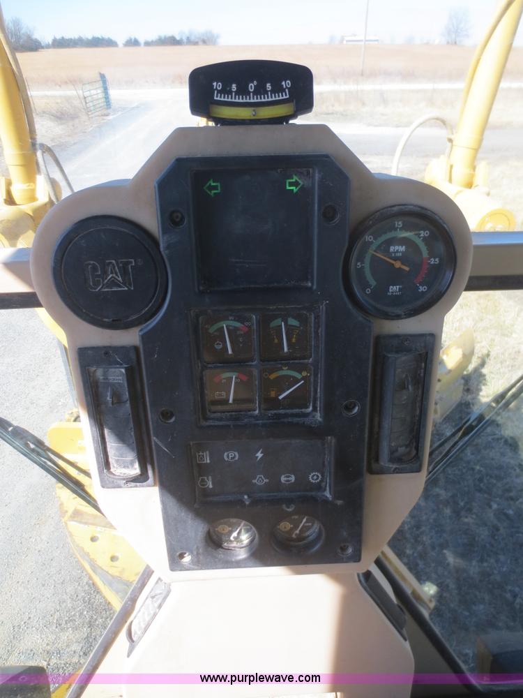 image for item F6836 1999 Caterpillar 120H articulated motor grader