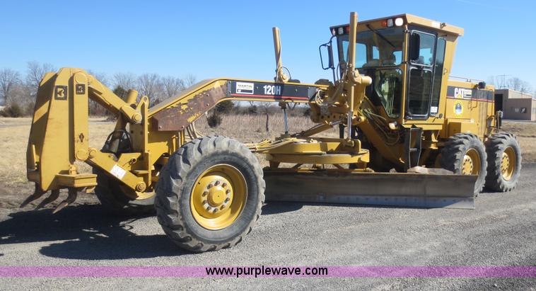 image for item F6837 1998 Caterpillar 120H articulated motor grader