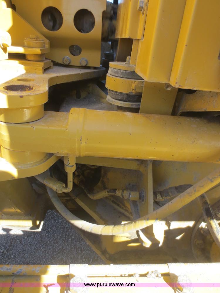 image for item F6837 1998 Caterpillar 120H articulated motor grader