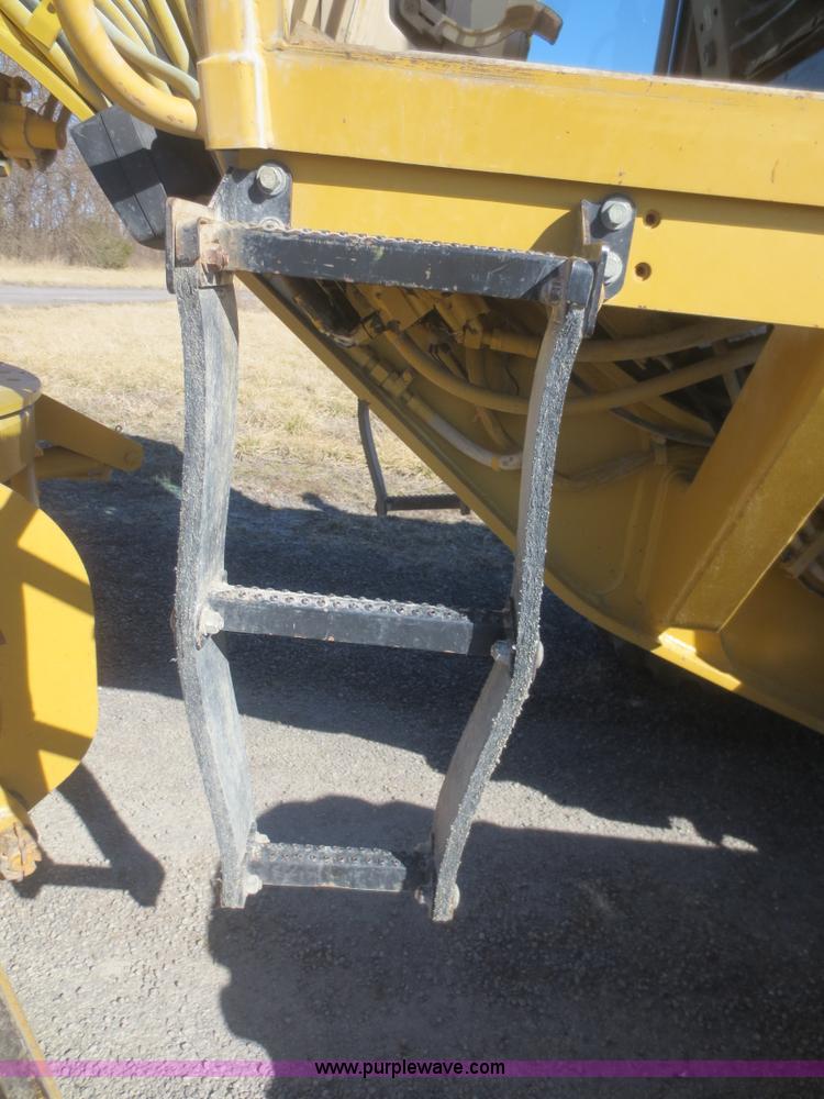 image for item F6837 1998 Caterpillar 120H articulated motor grader