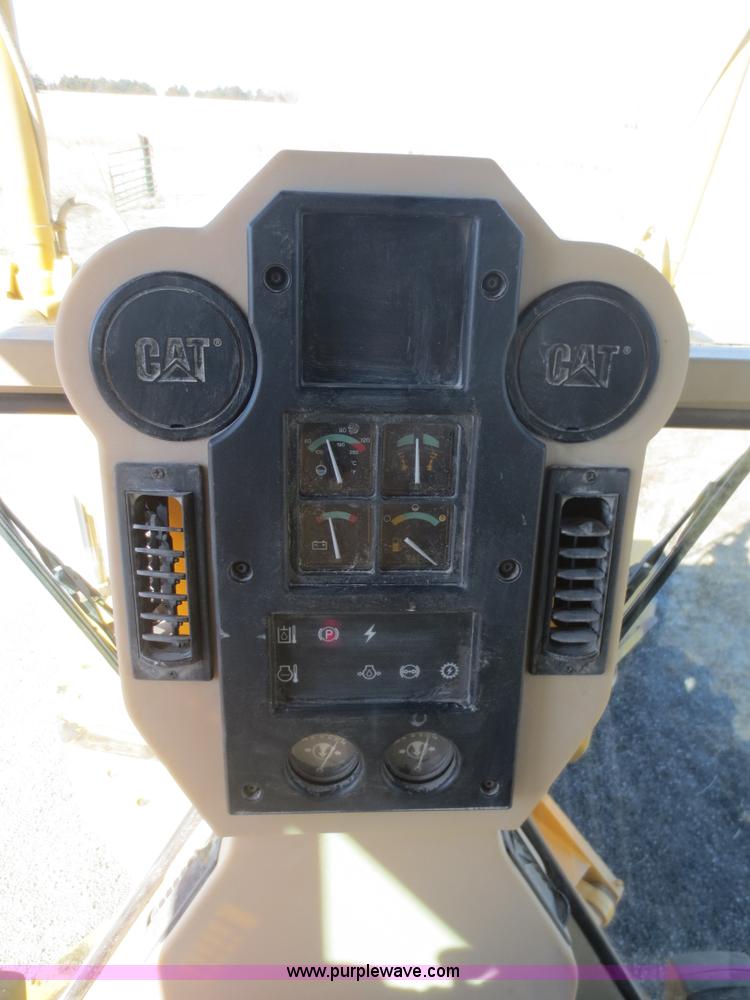 image for item F6837 1998 Caterpillar 120H articulated motor grader