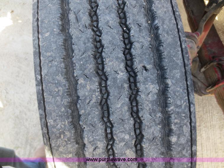 image for item F6845 1981 International S2200 flatbed truck