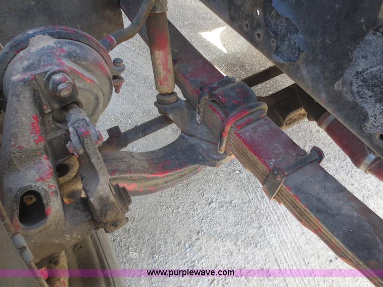 image for item F6845 1981 International S2200 flatbed truck