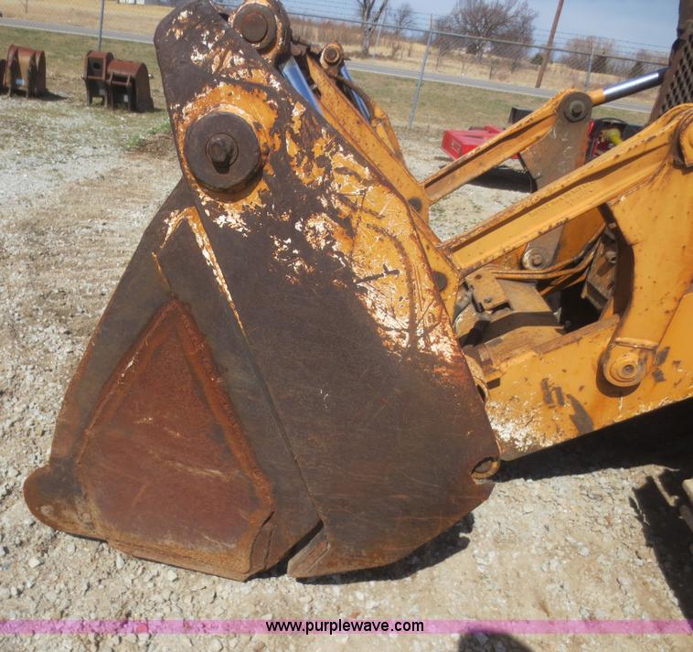image for item F6846 1991 Case 855D track loader