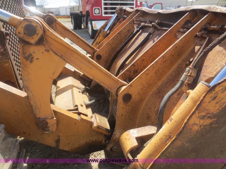 image for item F6846 1991 Case 855D track loader