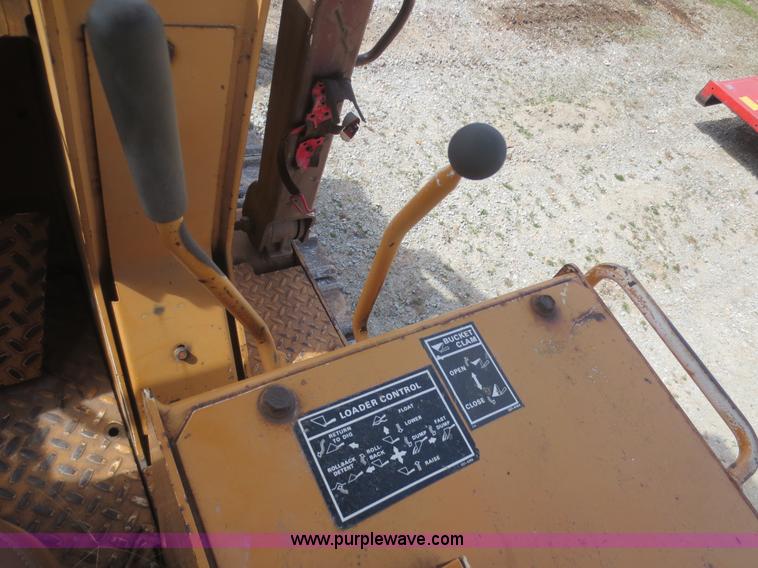 image for item F6846 1991 Case 855D track loader