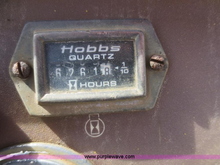 image for item F6846 1991 Case 855D track loader