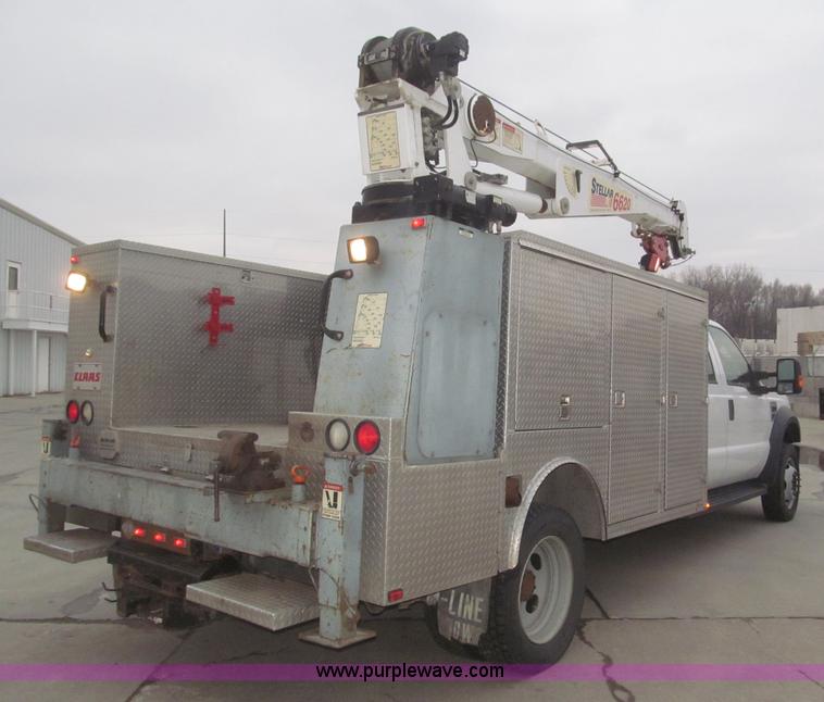 image for item F7297 2008 Ford F550 XLT Super Duty Crew Cab service truck