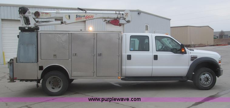 image for item F7297 2008 Ford F550 XLT Super Duty Crew Cab service truck