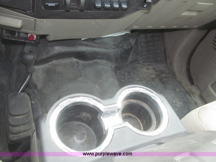 image for item F7297 2008 Ford F550 XLT Super Duty Crew Cab service truck