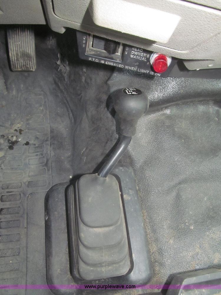 image for item F7297 2008 Ford F550 XLT Super Duty Crew Cab service truck