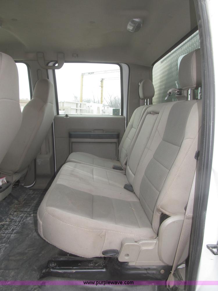 image for item F7297 2008 Ford F550 XLT Super Duty Crew Cab service truck
