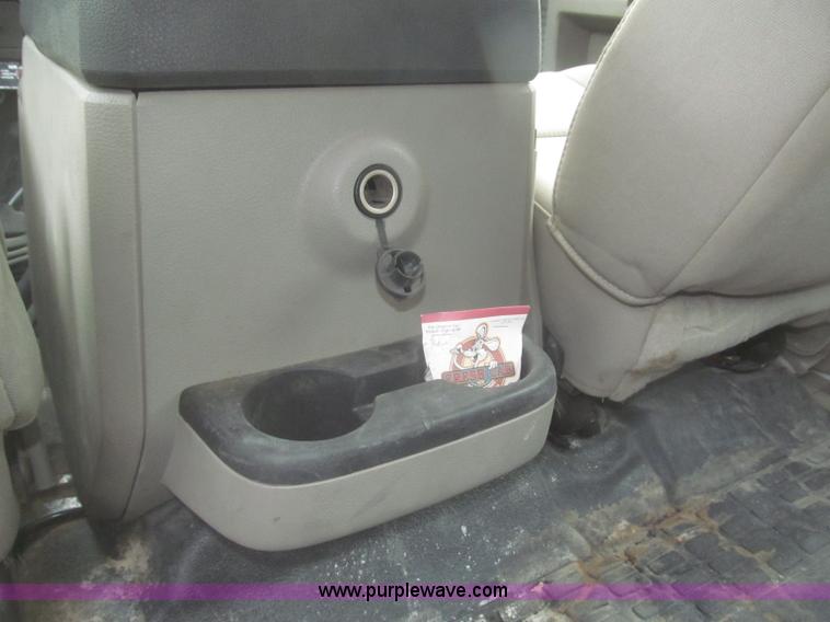 image for item F7297 2008 Ford F550 XLT Super Duty Crew Cab service truck