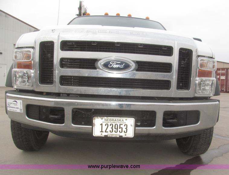 image for item F7297 2008 Ford F550 XLT Super Duty Crew Cab service truck