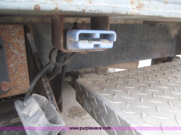 image for item F7297 2008 Ford F550 XLT Super Duty Crew Cab service truck