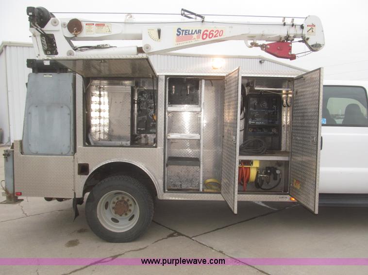 image for item F7297 2008 Ford F550 XLT Super Duty Crew Cab service truck