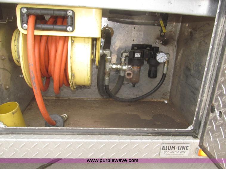 image for item F7297 2008 Ford F550 XLT Super Duty Crew Cab service truck