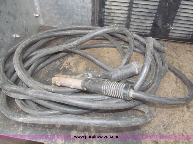 image for item F7297 2008 Ford F550 XLT Super Duty Crew Cab service truck