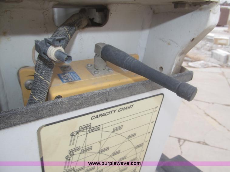 image for item F7297 2008 Ford F550 XLT Super Duty Crew Cab service truck