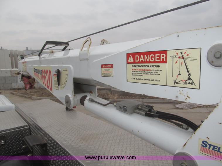 image for item F7297 2008 Ford F550 XLT Super Duty Crew Cab service truck