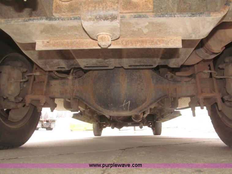 image for item F7297 2008 Ford F550 XLT Super Duty Crew Cab service truck