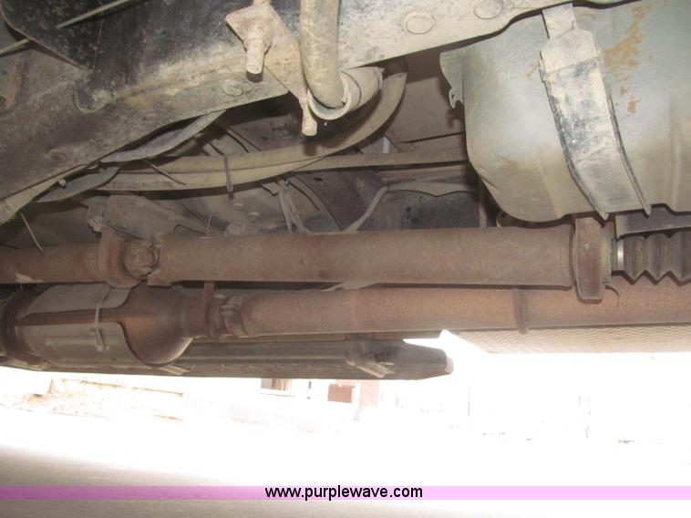 image for item F7297 2008 Ford F550 XLT Super Duty Crew Cab service truck