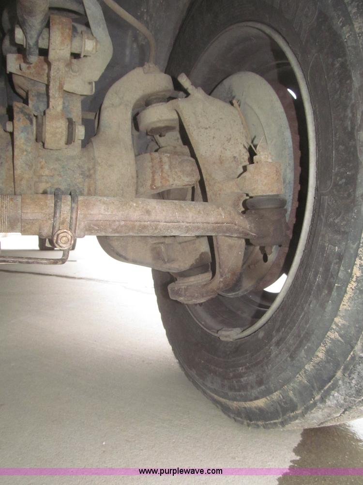 image for item F7297 2008 Ford F550 XLT Super Duty Crew Cab service truck