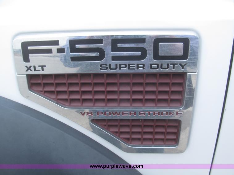 image for item F7297 2008 Ford F550 XLT Super Duty Crew Cab service truck