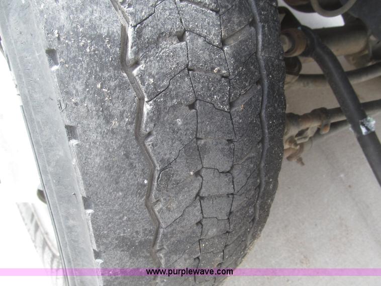 image for item F7297 2008 Ford F550 XLT Super Duty Crew Cab service truck