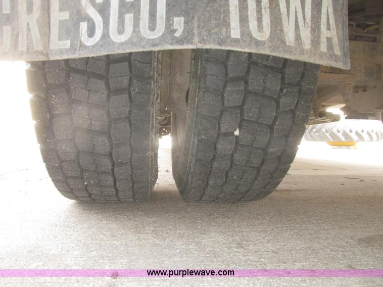 image for item F7297 2008 Ford F550 XLT Super Duty Crew Cab service truck