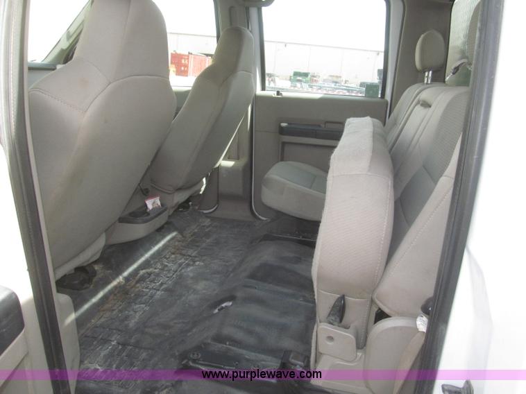 image for item F7297 2008 Ford F550 XLT Super Duty Crew Cab service truck