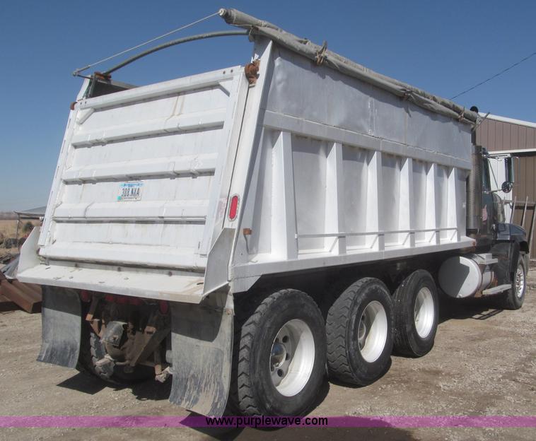 image for item F7301 1996 Mack CL713 tri axle dump truck