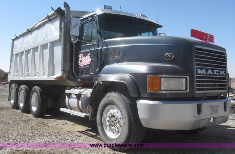 image for item F7301 1996 Mack CL713 tri axle dump truck