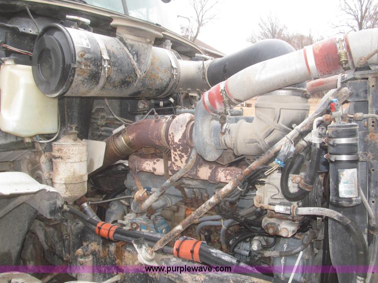 image for item F7301 1996 Mack CL713 tri axle dump truck