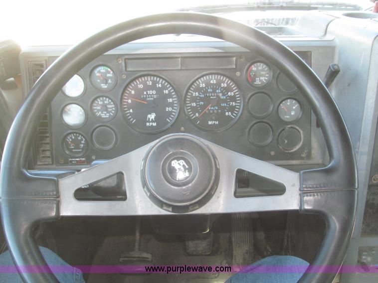 image for item F7301 1996 Mack CL713 tri axle dump truck