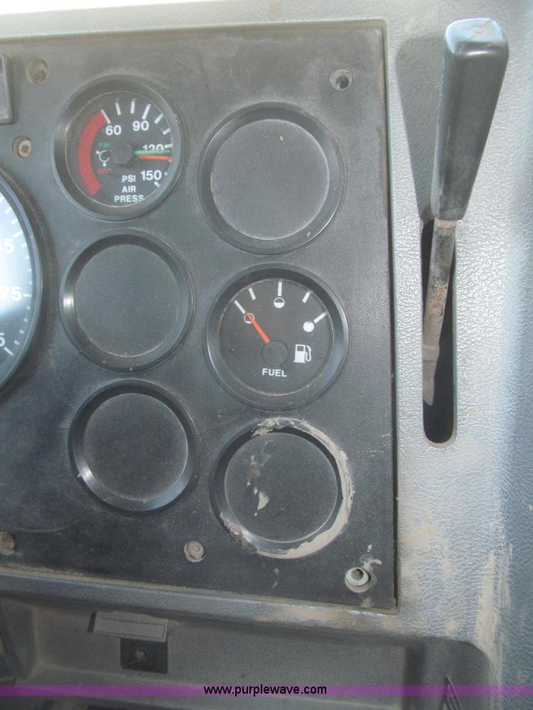 image for item F7301 1996 Mack CL713 tri axle dump truck