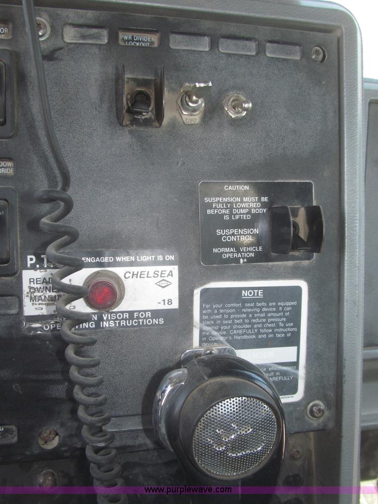 image for item F7301 1996 Mack CL713 tri axle dump truck