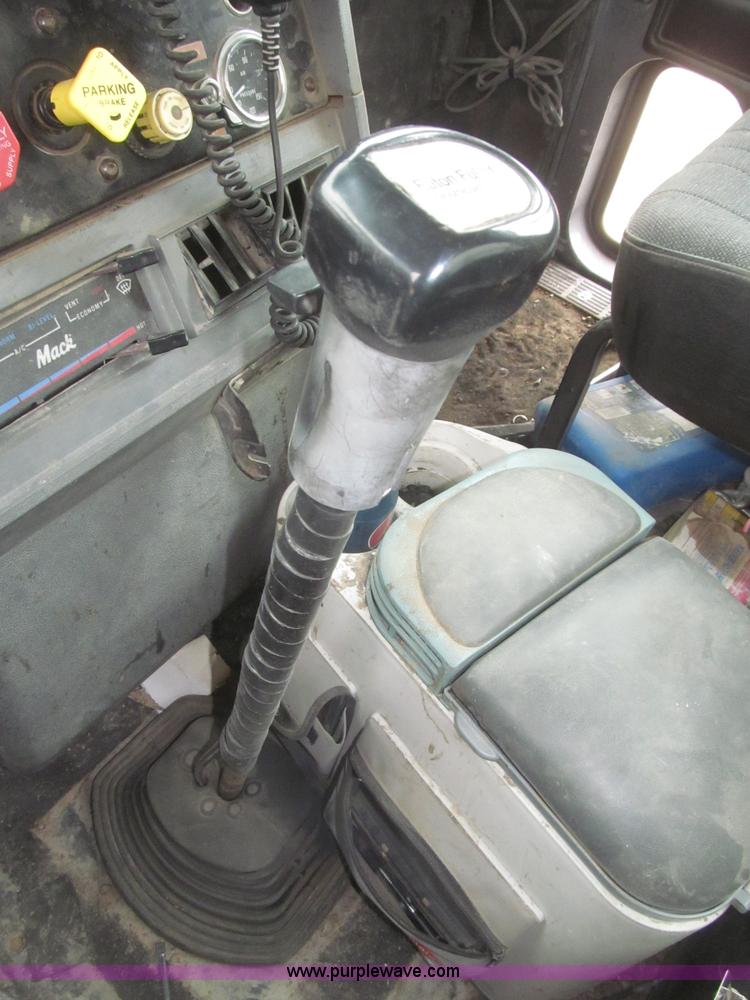 image for item F7301 1996 Mack CL713 tri axle dump truck