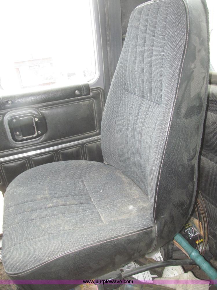 image for item F7301 1996 Mack CL713 tri axle dump truck