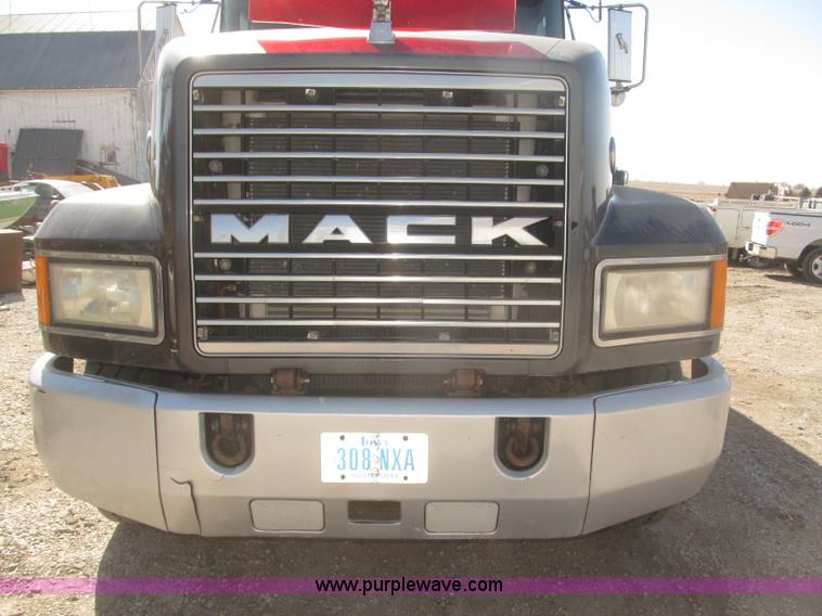 image for item F7301 1996 Mack CL713 tri axle dump truck