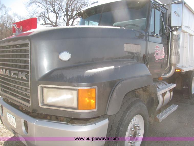 image for item F7301 1996 Mack CL713 tri axle dump truck