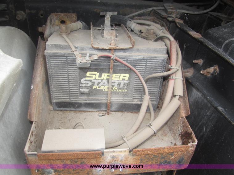 image for item F7301 1996 Mack CL713 tri axle dump truck