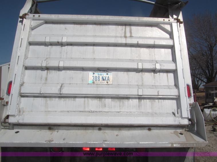 image for item F7301 1996 Mack CL713 tri axle dump truck