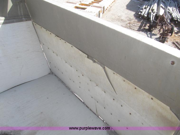 image for item F7301 1996 Mack CL713 tri axle dump truck