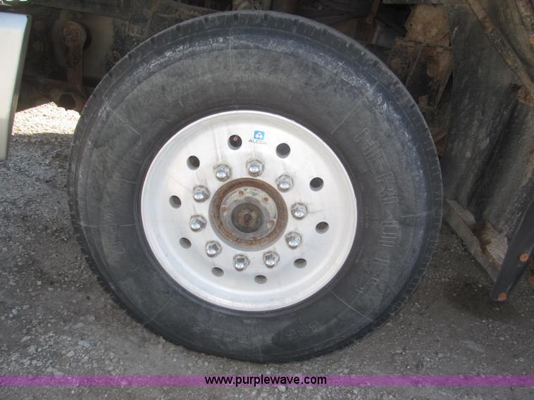 image for item F7301 1996 Mack CL713 tri axle dump truck