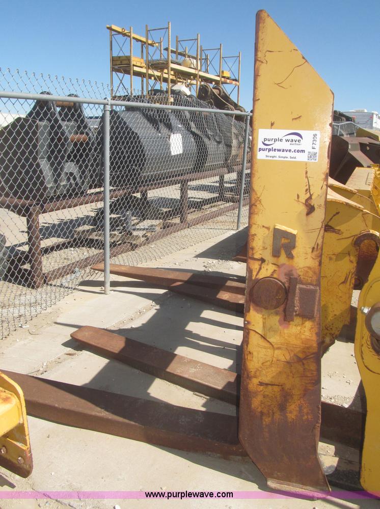 image for item F7306 Rockland CFHD755C quick attach fork attachment