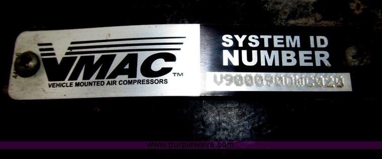 image for item F7313 2008 Ford F550 Super Duty XLT Crew Cab cab and chassis