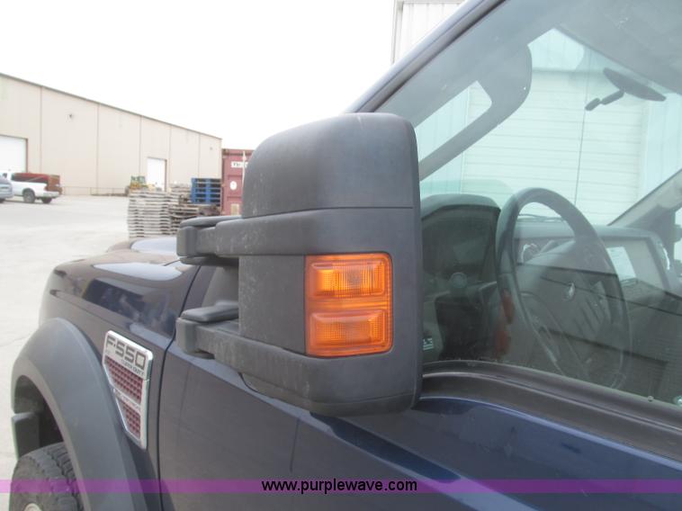 image for item F7313 2008 Ford F550 Super Duty XLT Crew Cab cab and chassis